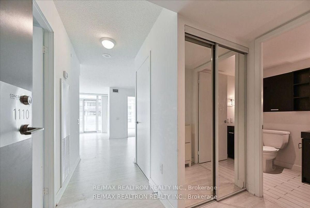 15 Singer Court Toronto 15 Singer Court Toronto