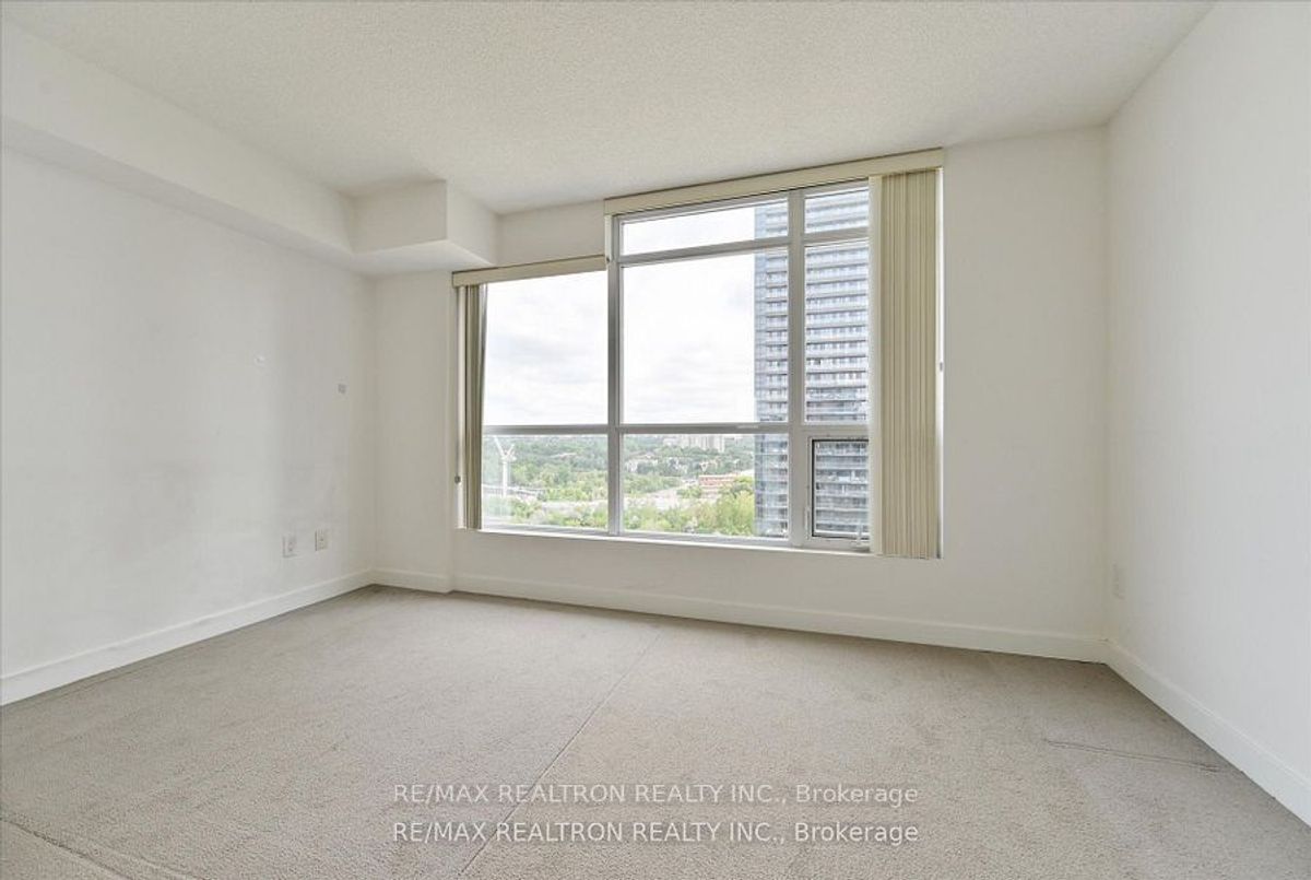 15 Singer Court Toronto 15 Singer Court Toronto