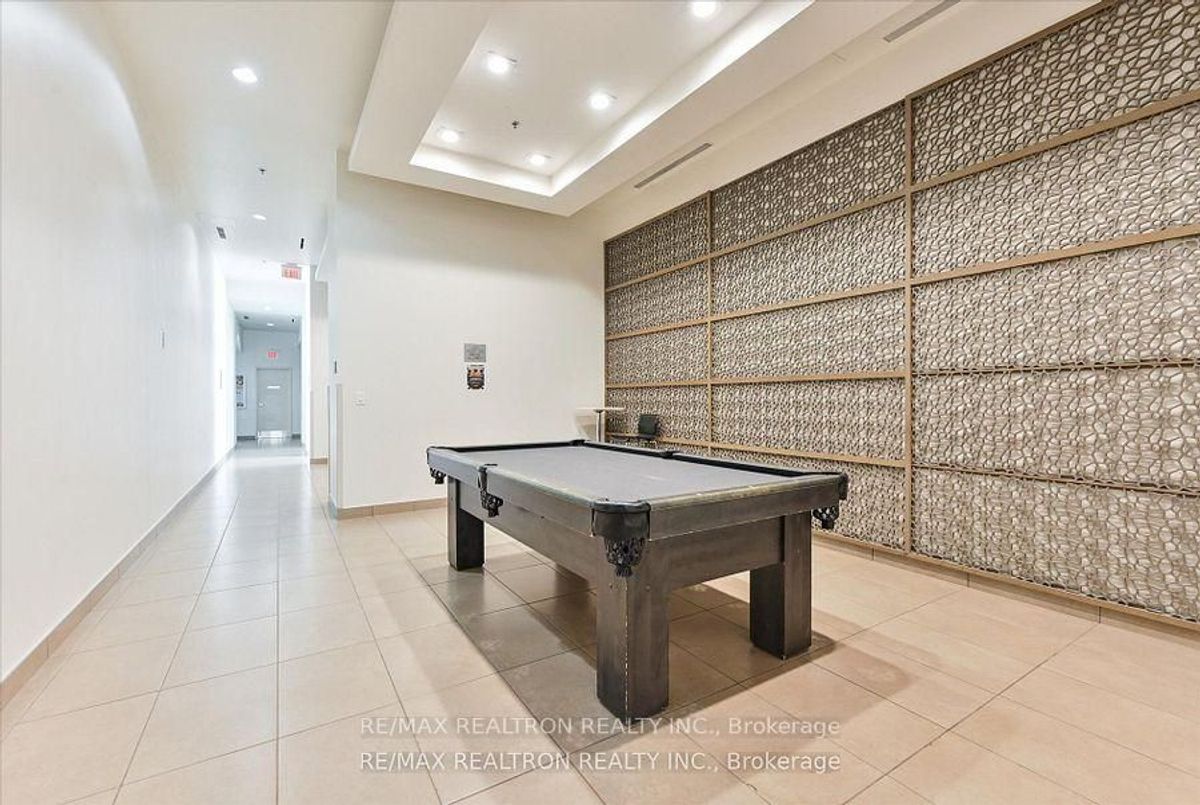 15 Singer Court Toronto 15 Singer Court Toronto