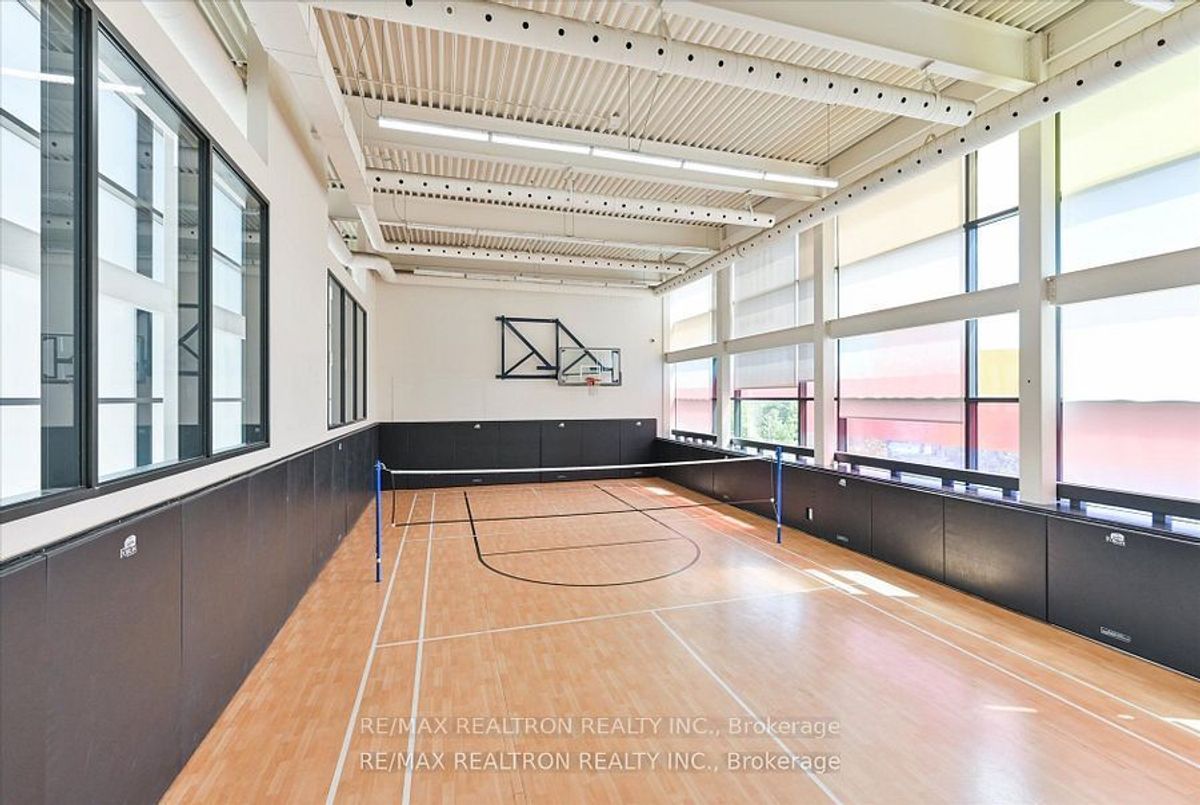 15 Singer Court Toronto 15 Singer Court Toronto