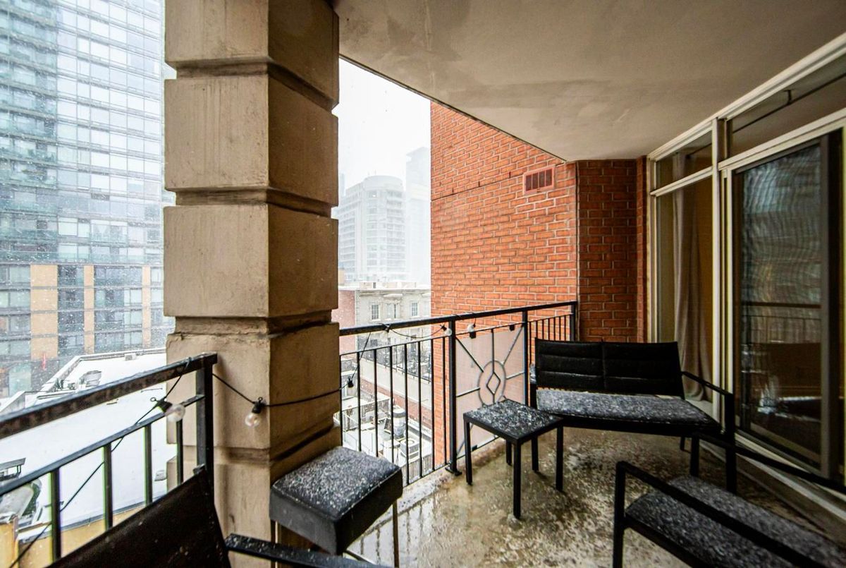 20 Collier Street Toronto 20 Collier Street Toronto