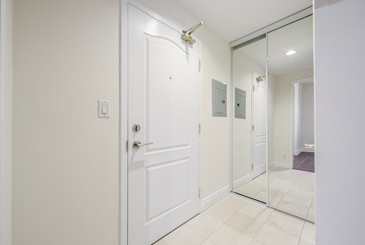 20 Collier Street Toronto 20 Collier Street Toronto