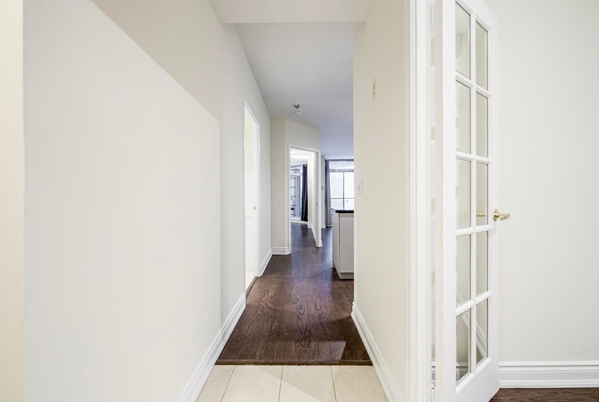 20 Collier Street Toronto 20 Collier Street Toronto