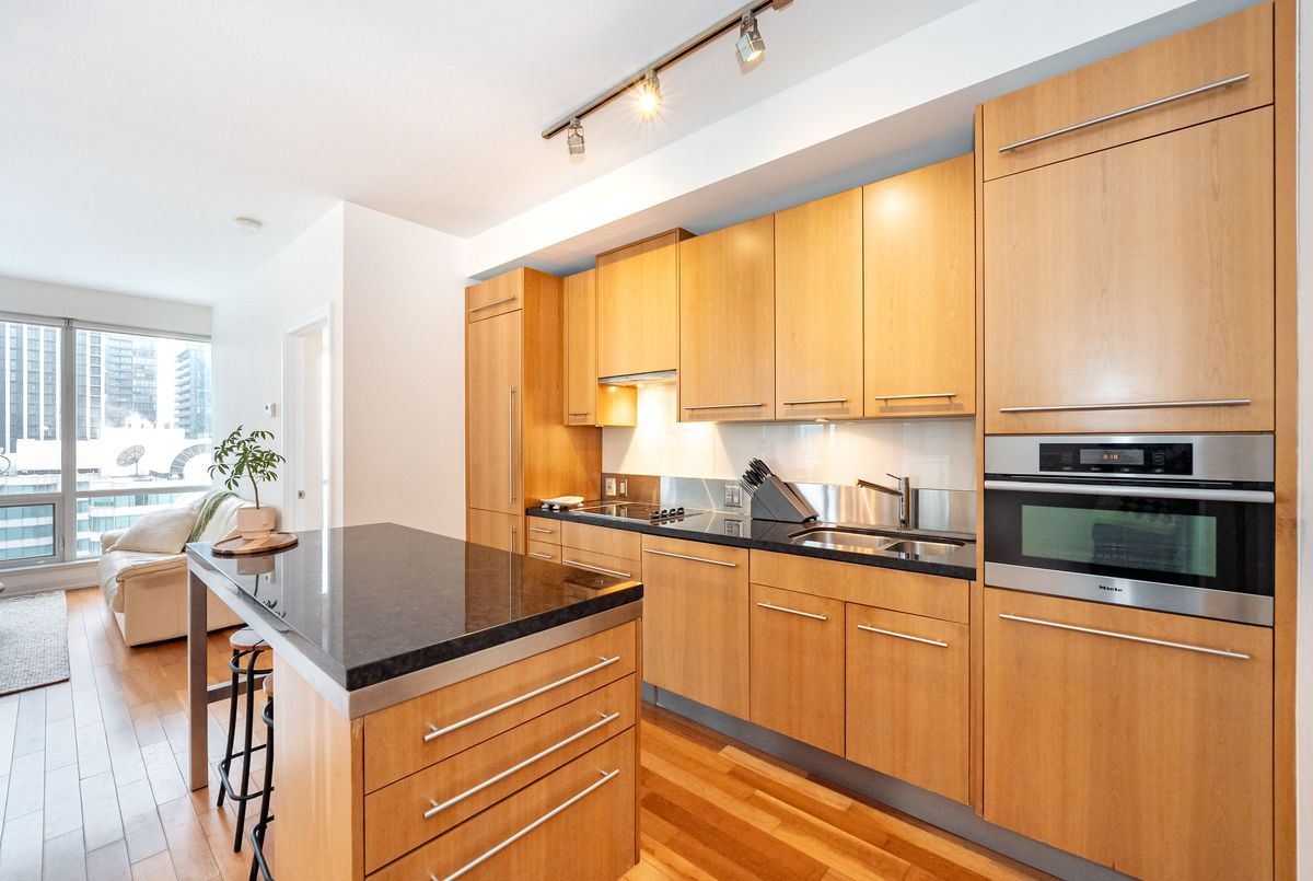 80 John Street Toronto 80 John Street Toronto