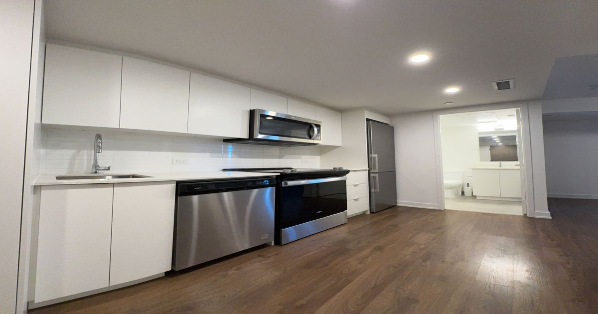 30 Tretti Way Toronto