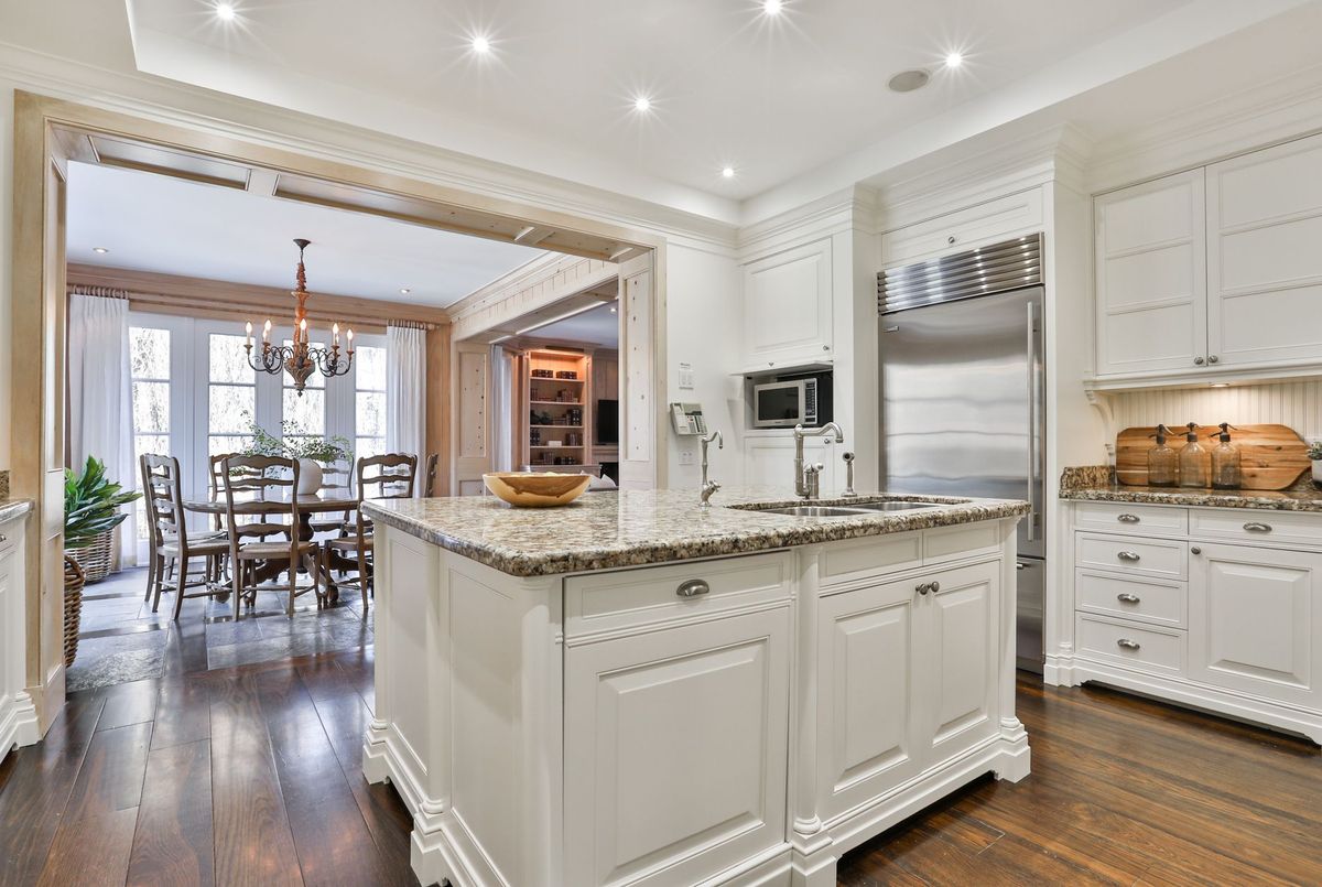 170 Roxborough Drive Toronto 170 Roxborough Drive Toronto