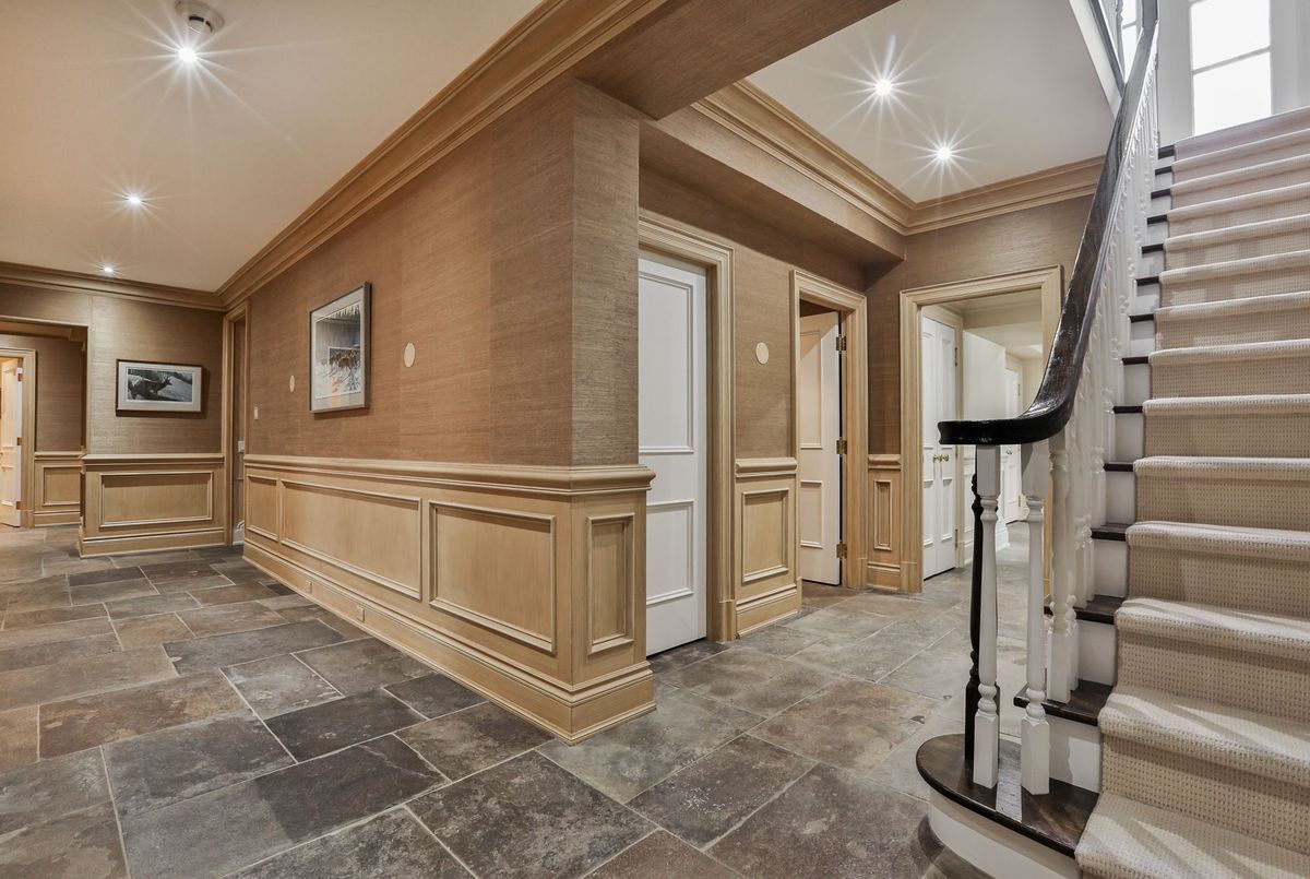 170 Roxborough Drive Toronto 170 Roxborough Drive Toronto