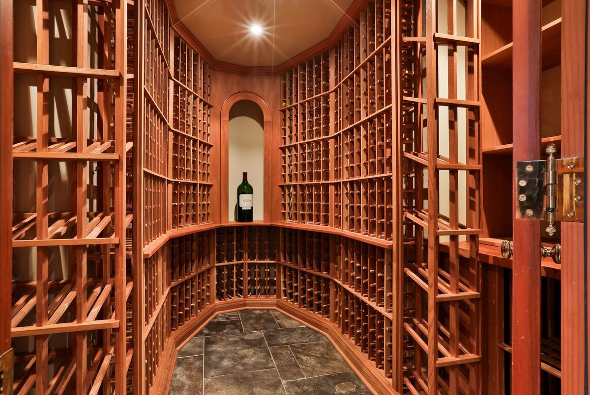 170 Roxborough Drive Toronto 170 Roxborough Drive Toronto