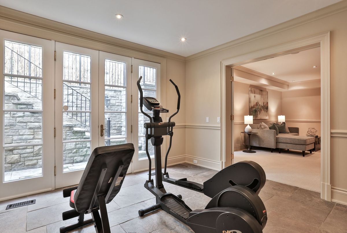 170 Roxborough Drive Toronto 170 Roxborough Drive Toronto