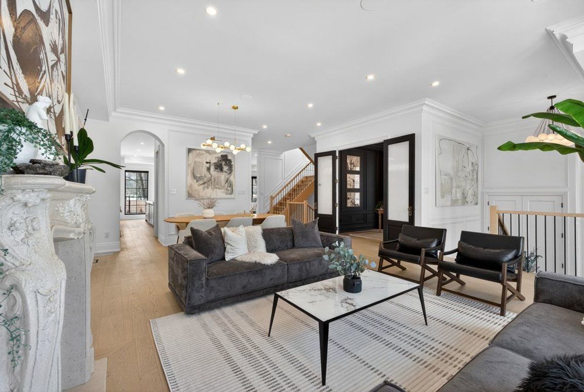 115 Park Home Avenue Toronto 115 Park Home Avenue Toronto