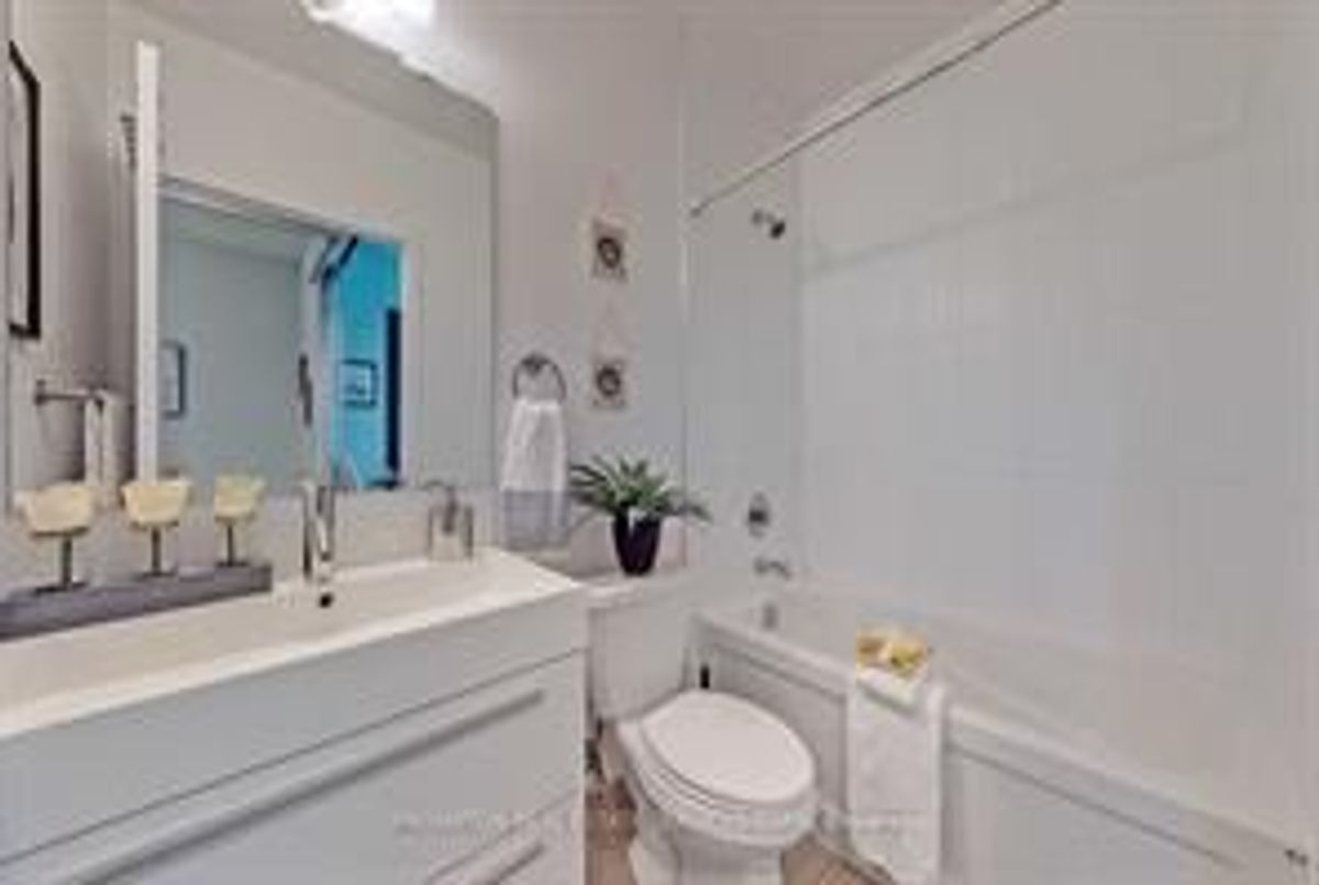 297 College Street Toronto 297 College Street Toronto