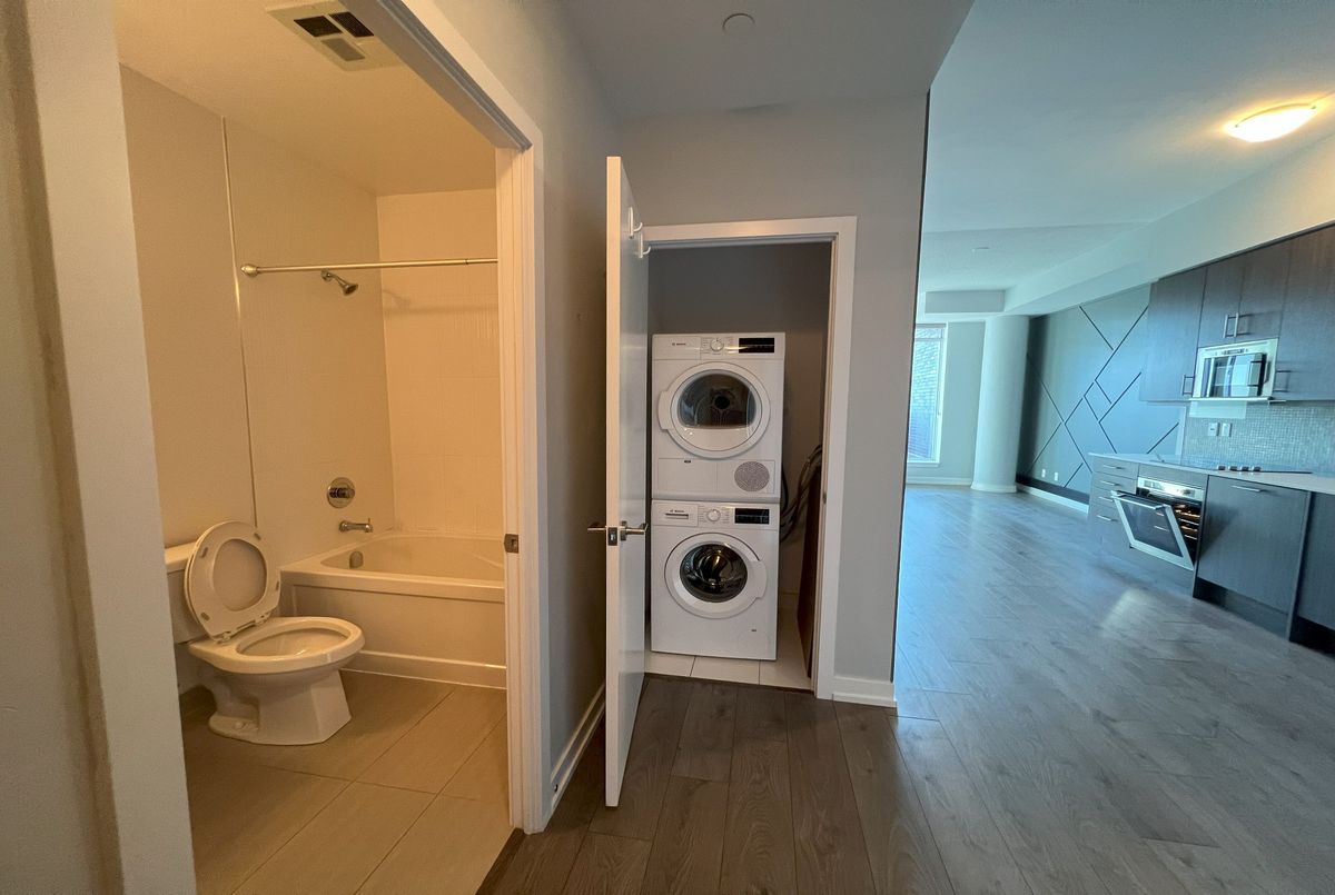 297 College Street Toronto 297 College Street Toronto