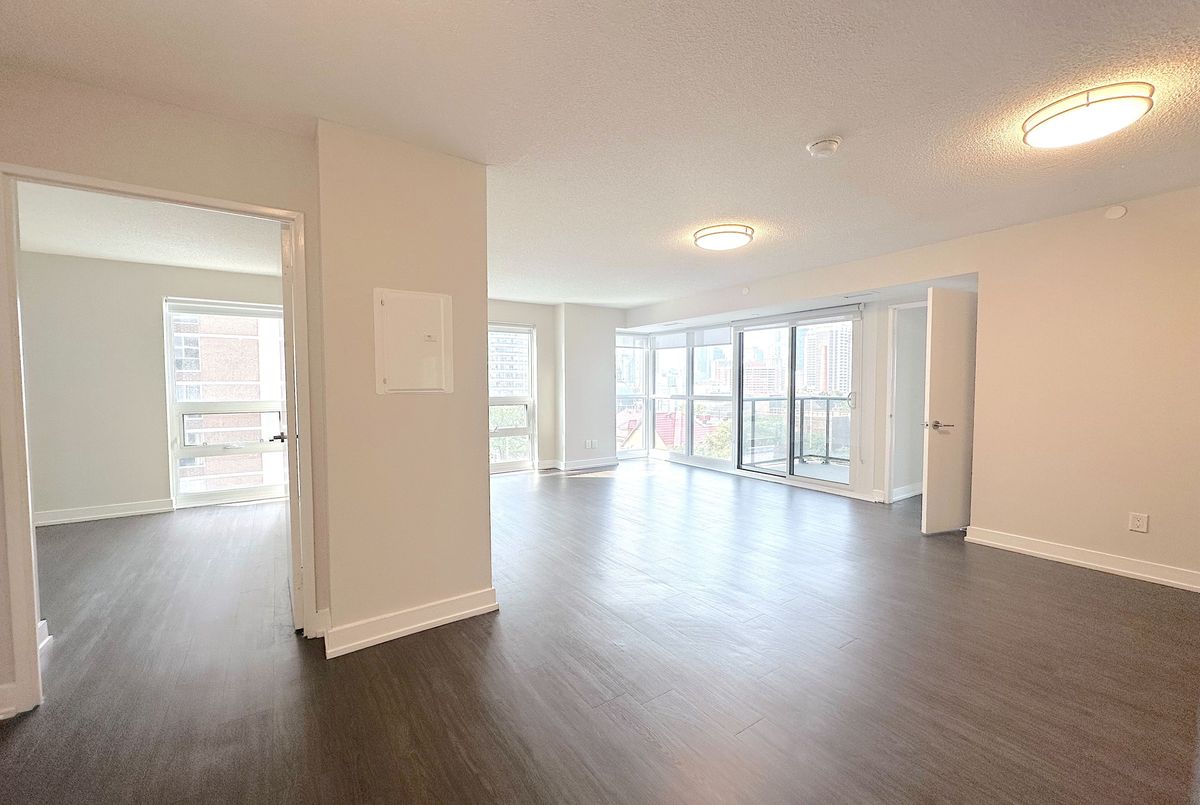 561 Sherbourne Street Toronto 561 Sherbourne Street Toronto