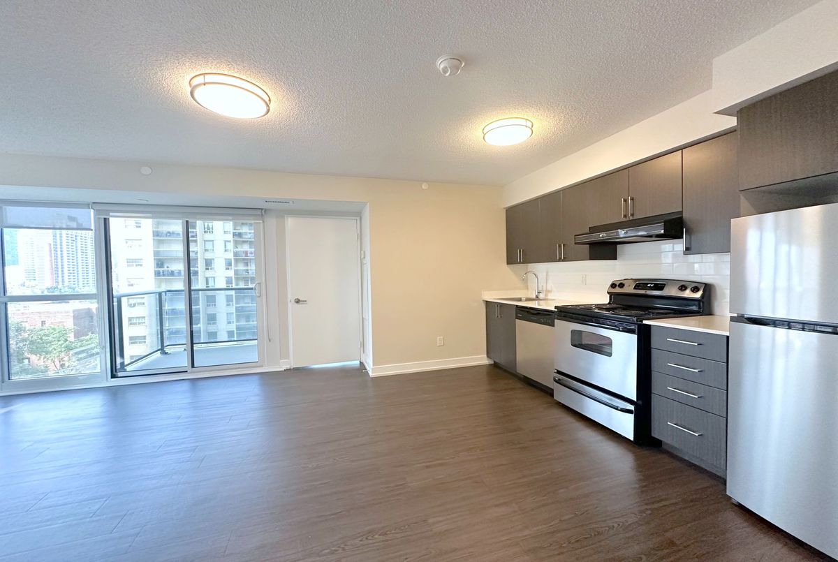 561 Sherbourne Street Toronto 561 Sherbourne Street Toronto