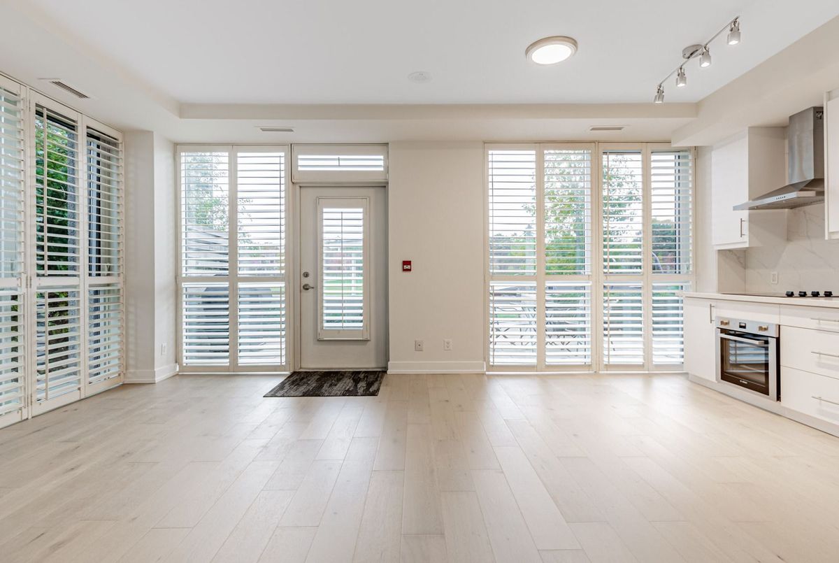 75 The Donway N/A W Toronto 75 The Donway N/A W Toronto