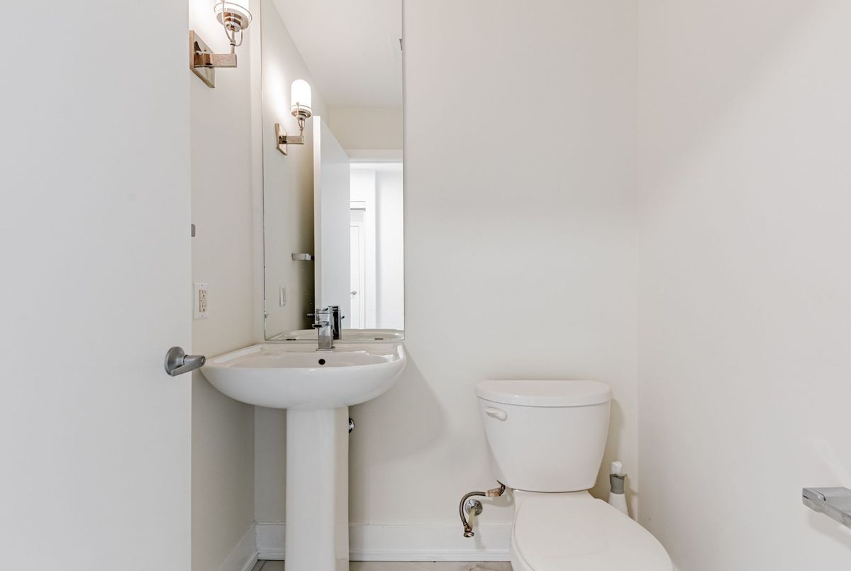 75 The Donway N/A W Toronto 75 The Donway N/A W Toronto