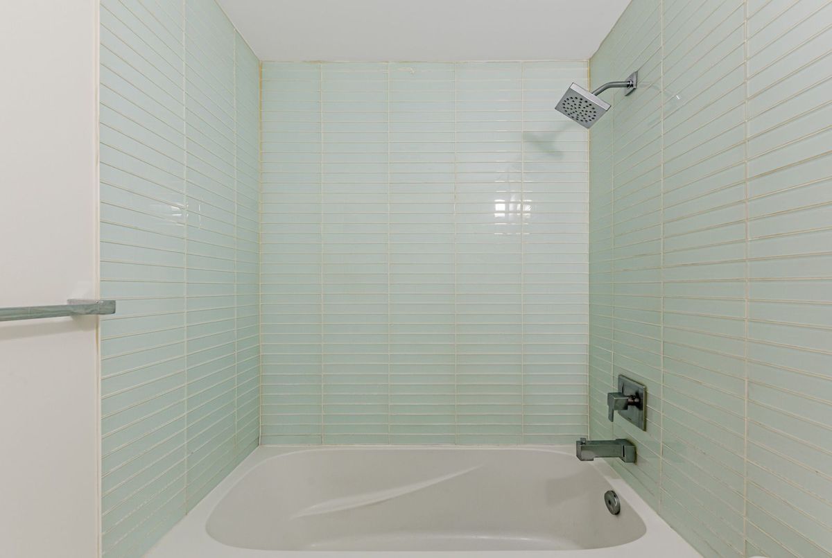 75 The Donway N/A W Toronto 75 The Donway N/A W Toronto