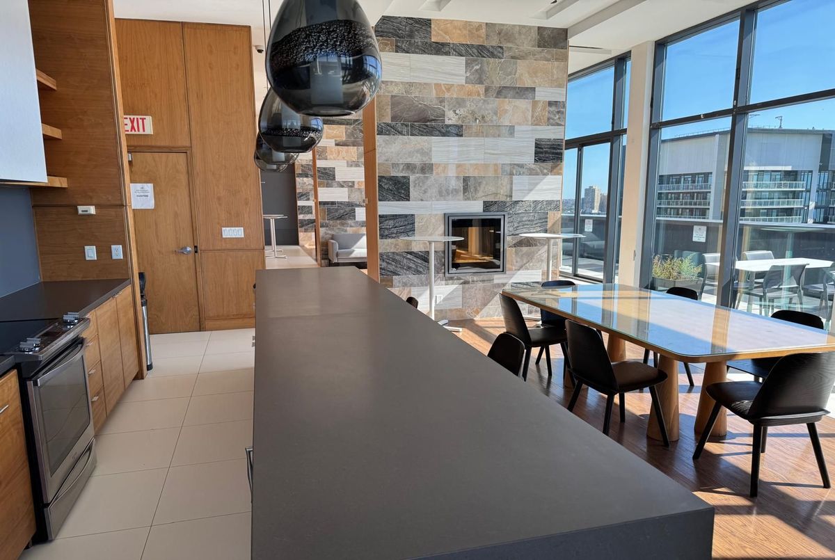 75 The Donway N/A W Toronto 75 The Donway N/A W Toronto