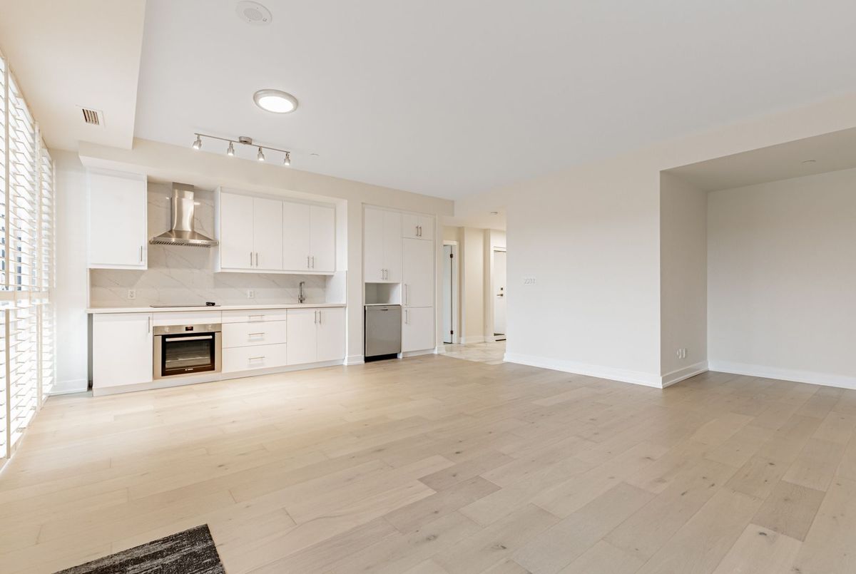 75 The Donway N/A W Toronto 75 The Donway N/A W Toronto