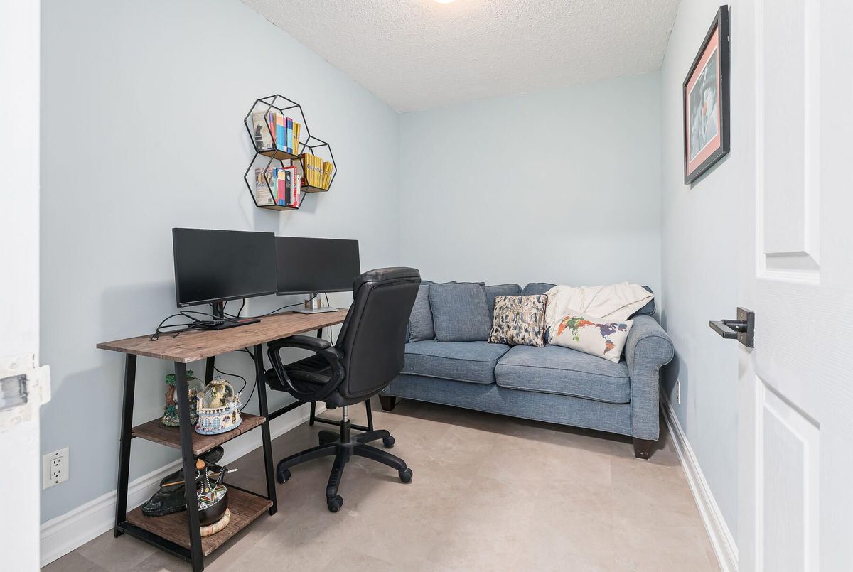 245 Davisville Avenue Toronto 245 Davisville Avenue Toronto