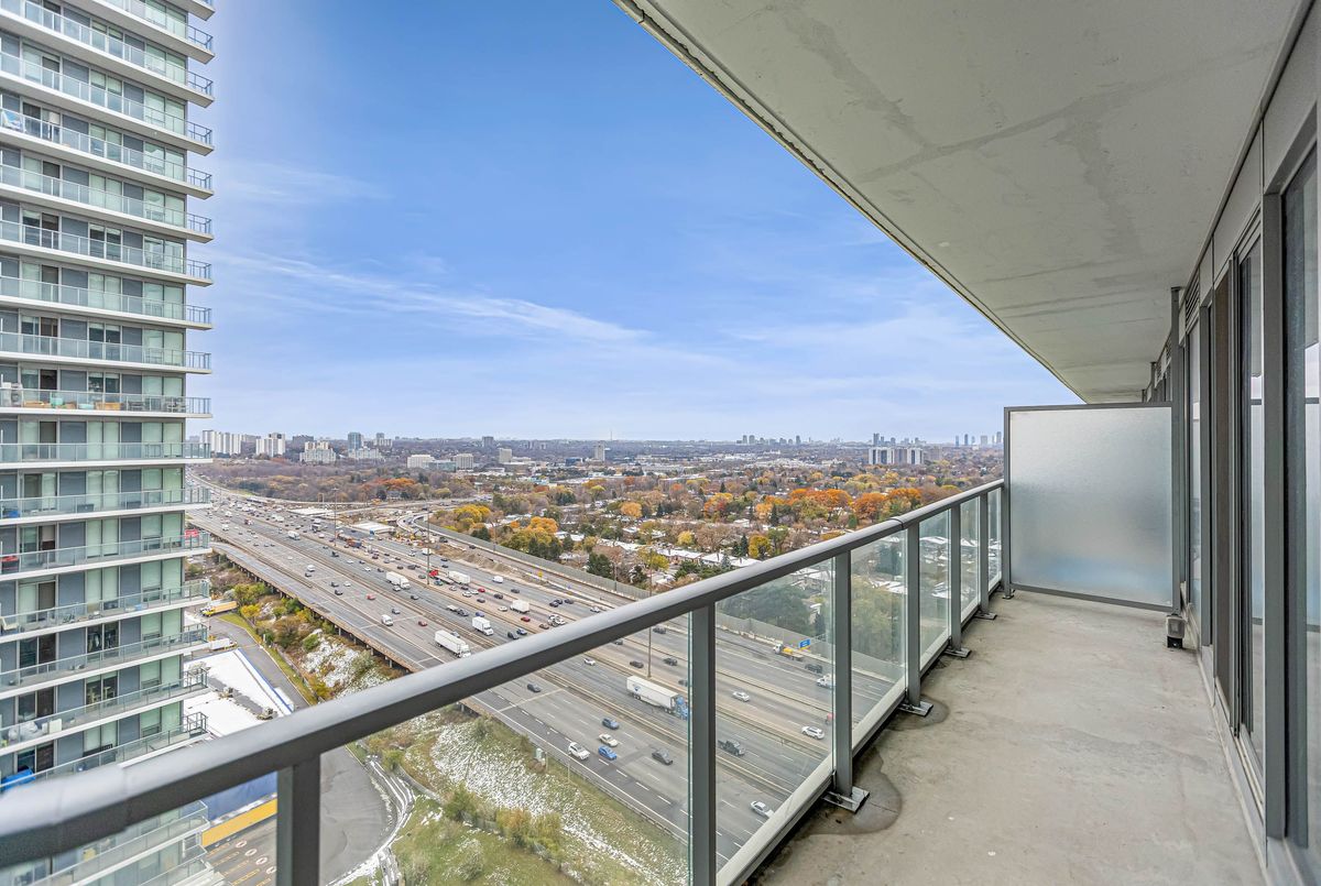 115 McMahon Drive Toronto 115 McMahon Drive Toronto