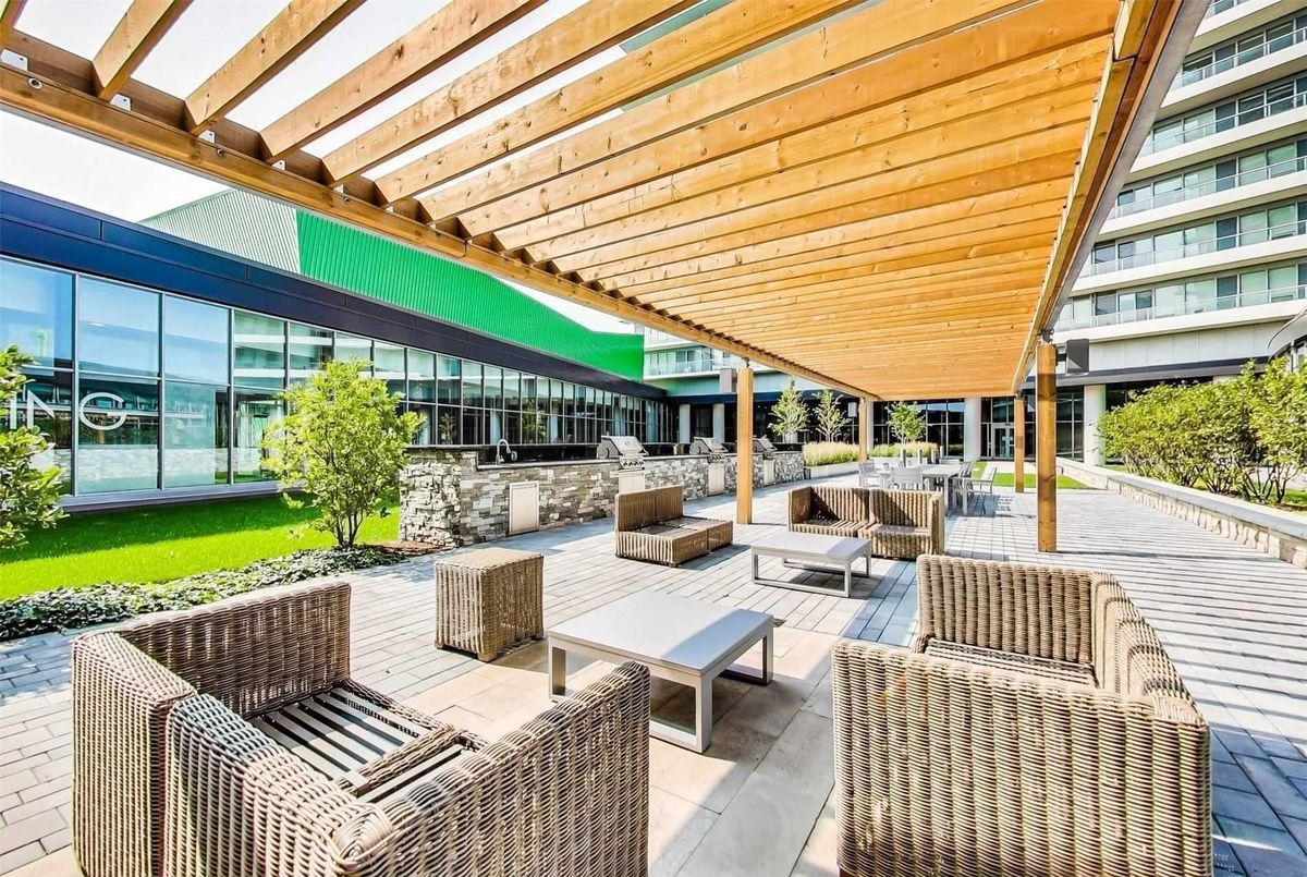 115 McMahon Drive Toronto 115 McMahon Drive Toronto