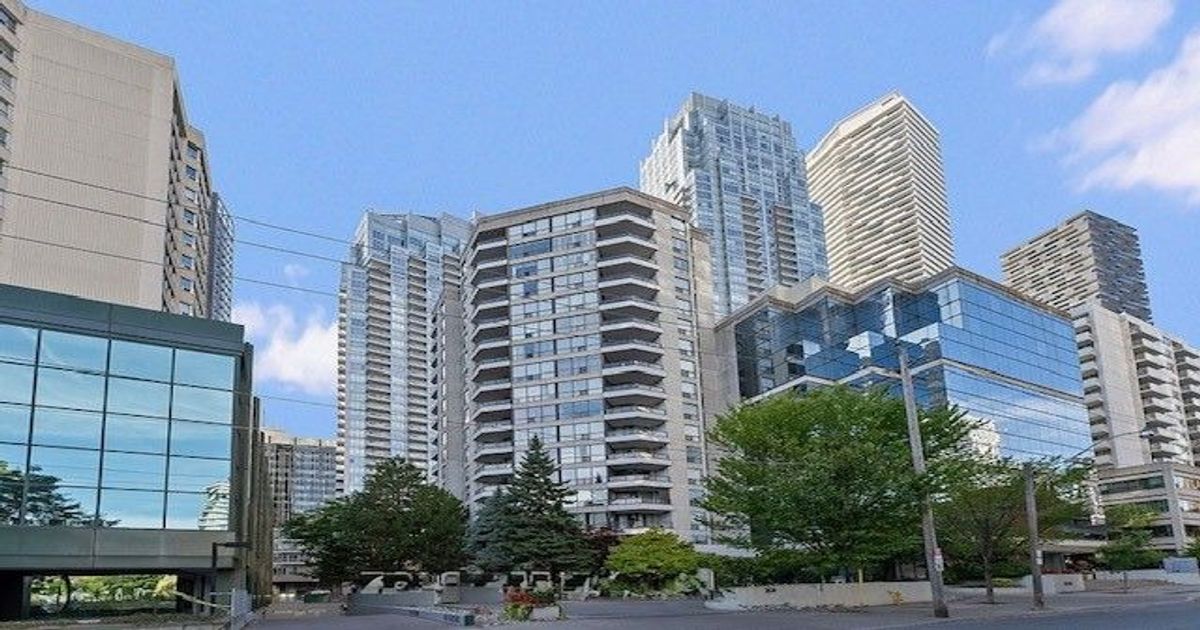 30 Holly Street Toronto