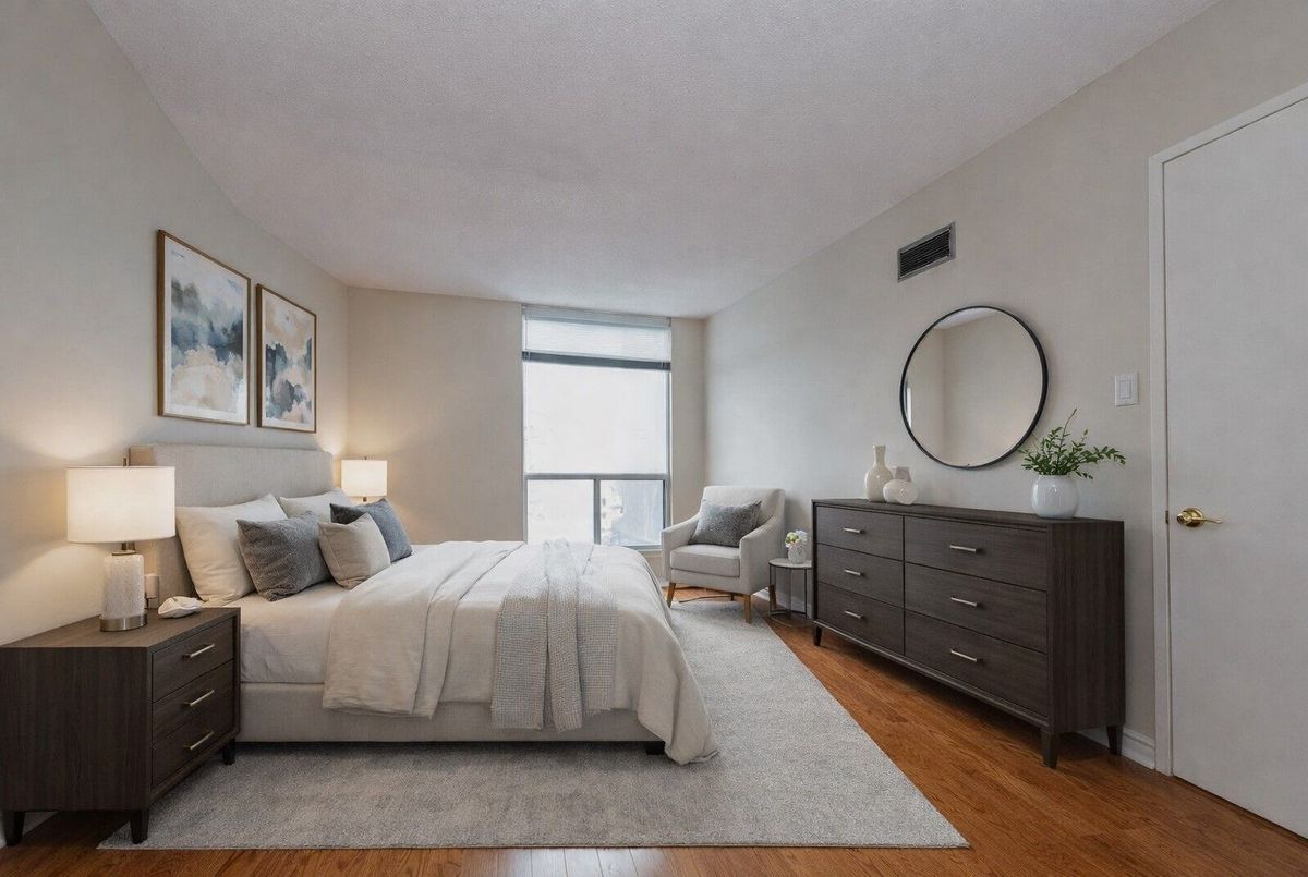 30 Holly Street Toronto 30 Holly Street Toronto