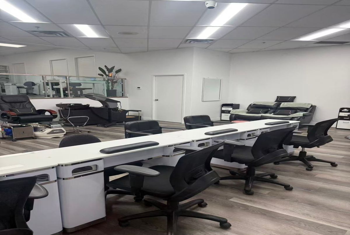 6A Yonge Street Toronto 6A Yonge Street Toronto