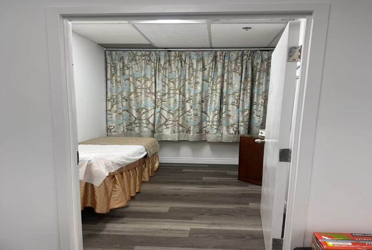 6A Yonge Street Toronto 6A Yonge Street Toronto