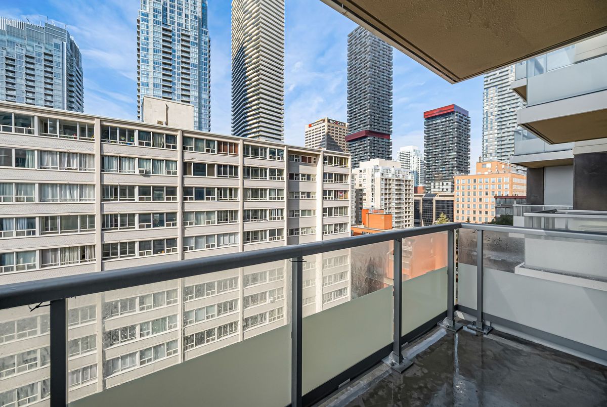 50 Dunfield Avenue Toronto 50 Dunfield Avenue Toronto