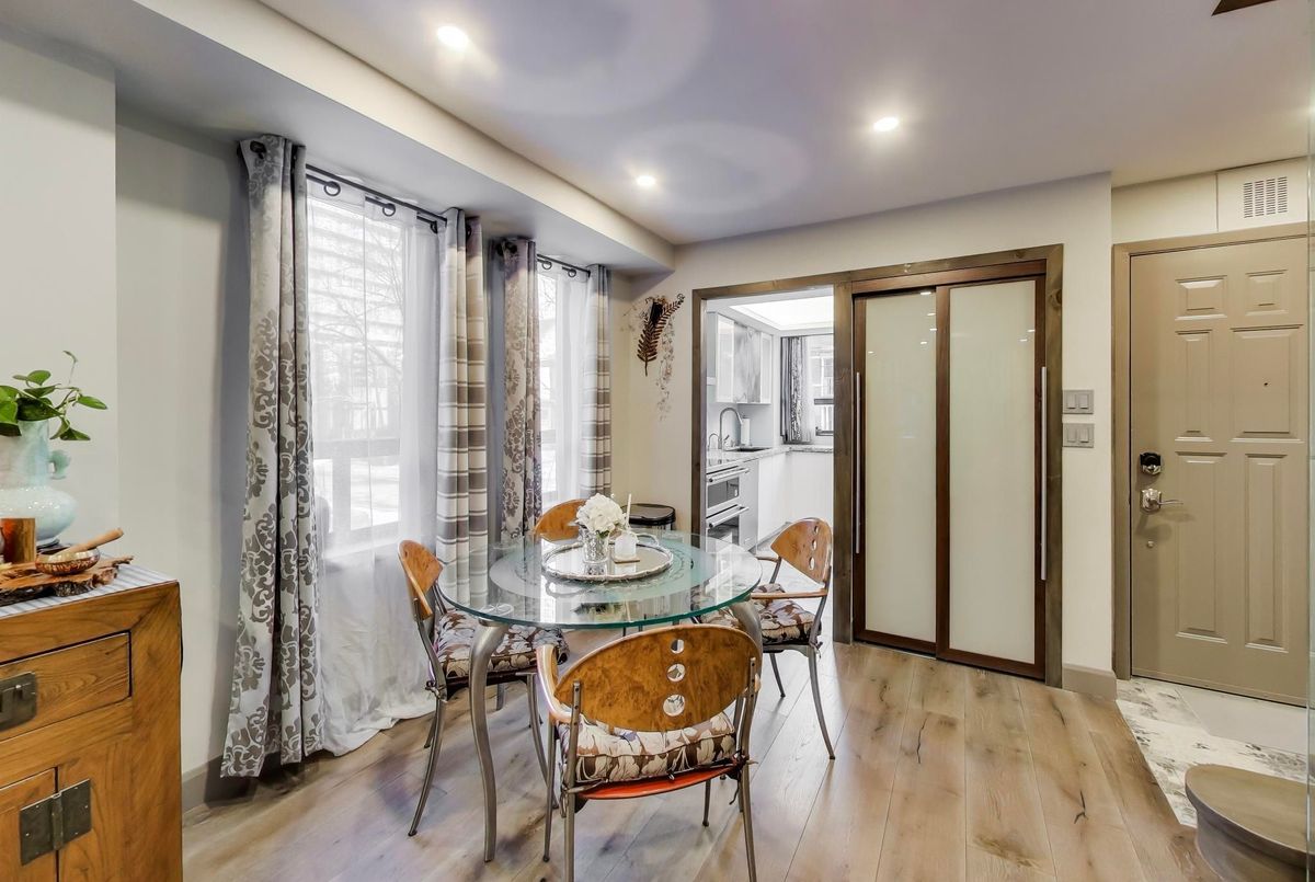 21 Dundonald Street Toronto 21 Dundonald Street Toronto