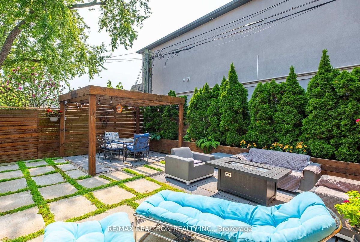 494 Atlas Avenue Toronto 494 Atlas Avenue Toronto