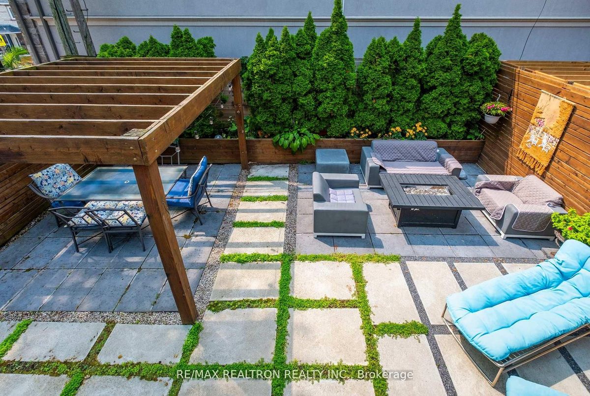 494 Atlas Avenue Toronto 494 Atlas Avenue Toronto