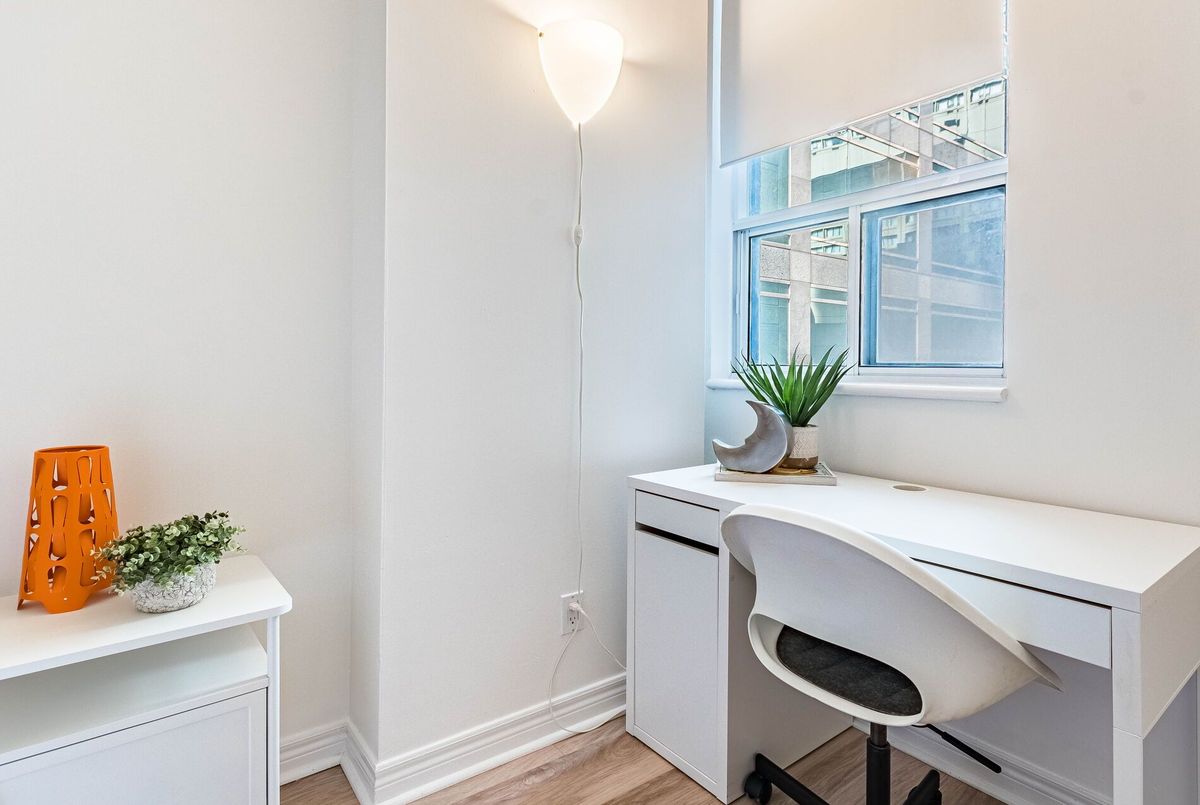 55 Bloor Street E Toronto 55 Bloor Street E Toronto