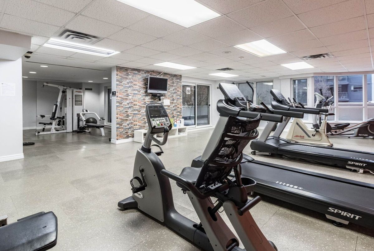 55 Bloor Street E Toronto 55 Bloor Street E Toronto