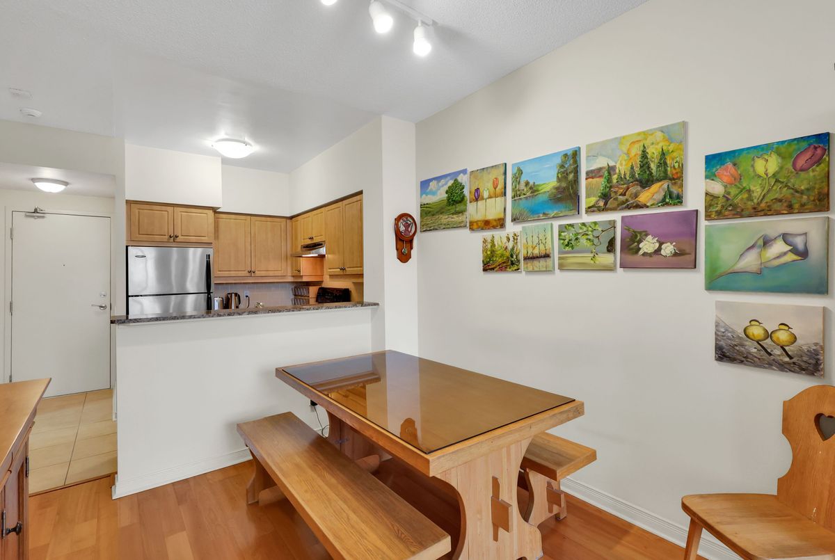 481 Rosewell Avenue Toronto 481 Rosewell Avenue Toronto