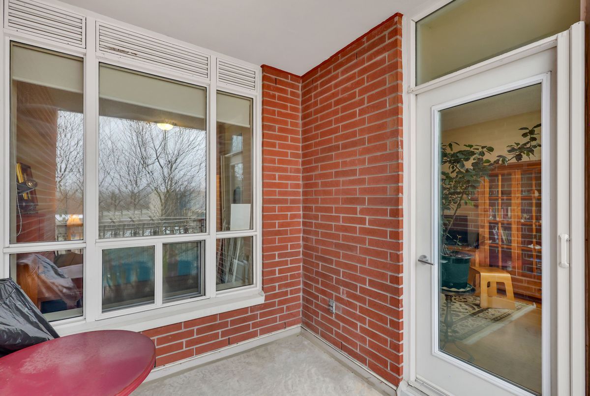 481 Rosewell Avenue Toronto 481 Rosewell Avenue Toronto