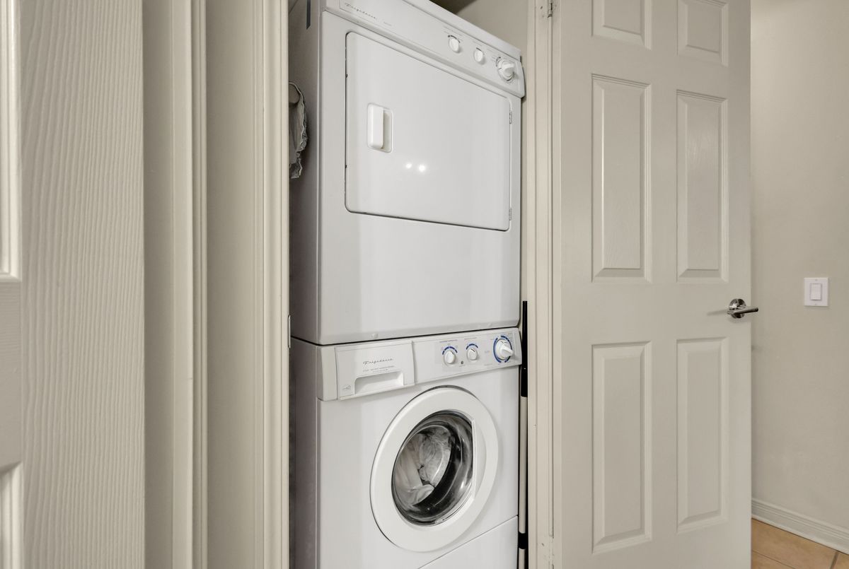 481 Rosewell Avenue Toronto 481 Rosewell Avenue Toronto