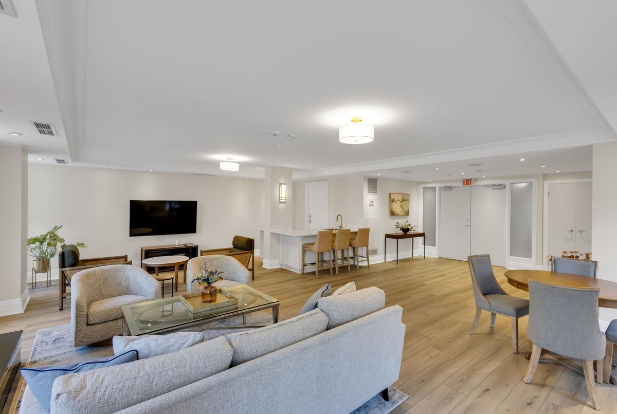 481 Rosewell Avenue Toronto 481 Rosewell Avenue Toronto