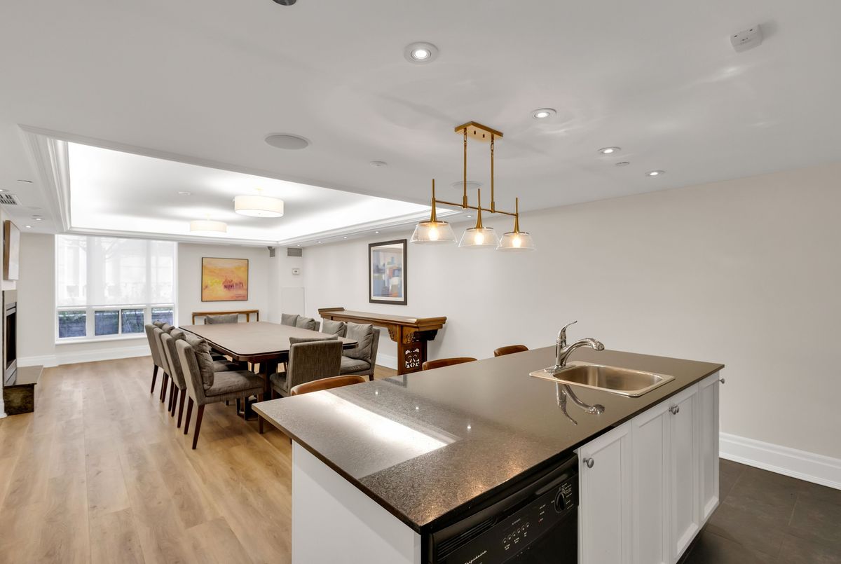 481 Rosewell Avenue Toronto 481 Rosewell Avenue Toronto