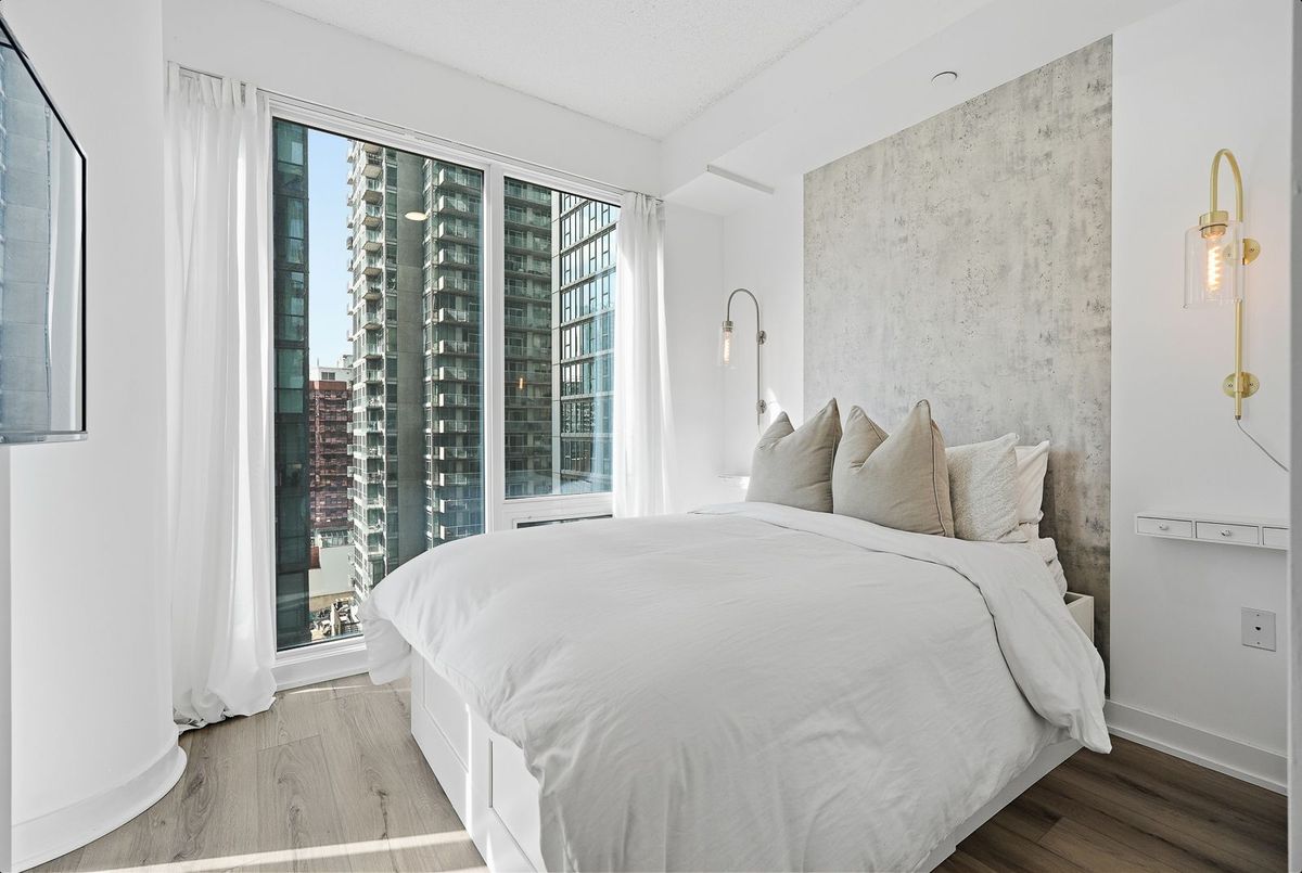 115 Blue Jays Way Toronto 115 Blue Jays Way Toronto