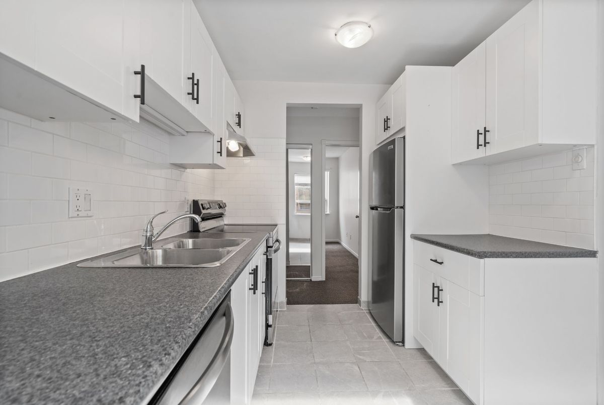 1383 Bathurst Street Toronto 1383 Bathurst Street Toronto