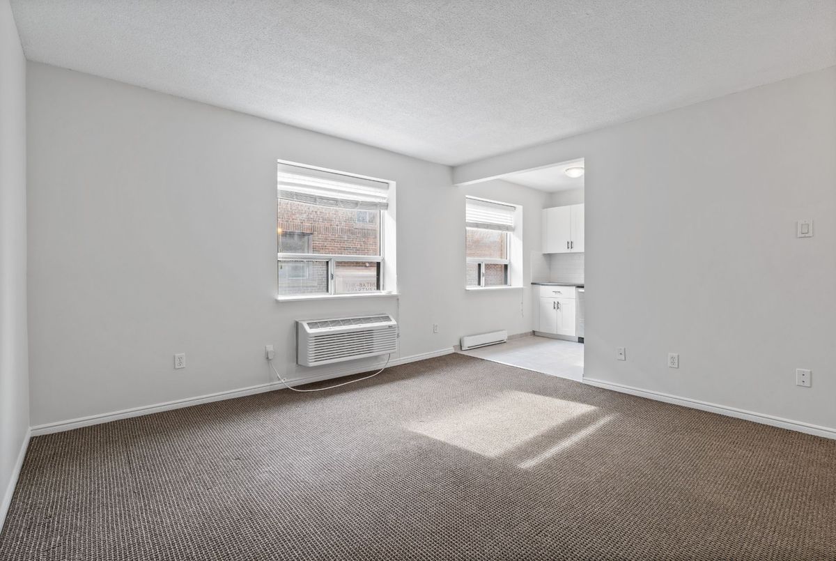 1383 Bathurst Street Toronto 1383 Bathurst Street Toronto