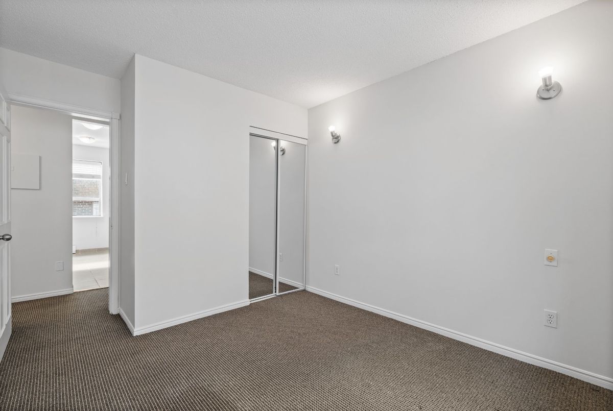 1383 Bathurst Street Toronto 1383 Bathurst Street Toronto