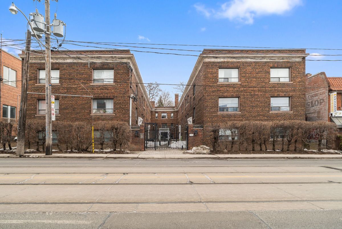 1383 Bathurst Street Toronto 1383 Bathurst Street Toronto