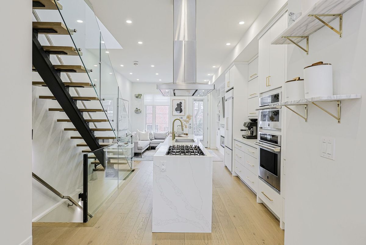 599 Soudan Avenue Toronto 599 Soudan Avenue Toronto