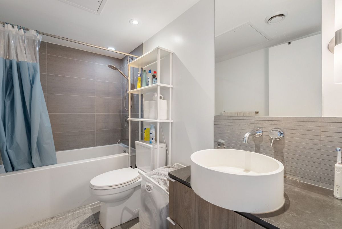 161 Roehampton Avenue Toronto 161 Roehampton Avenue Toronto