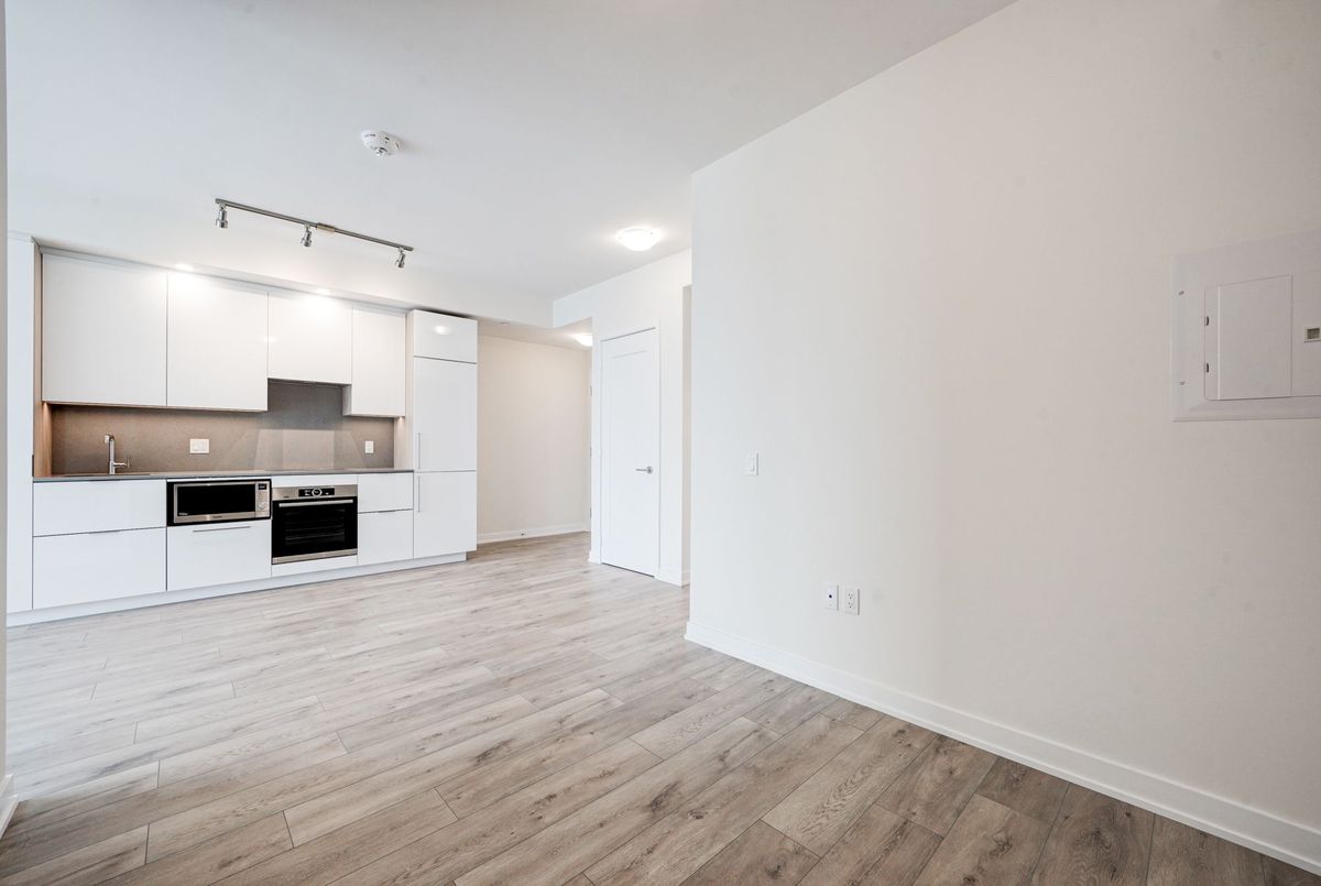 28 Freeland Street Toronto 28 Freeland Street Toronto