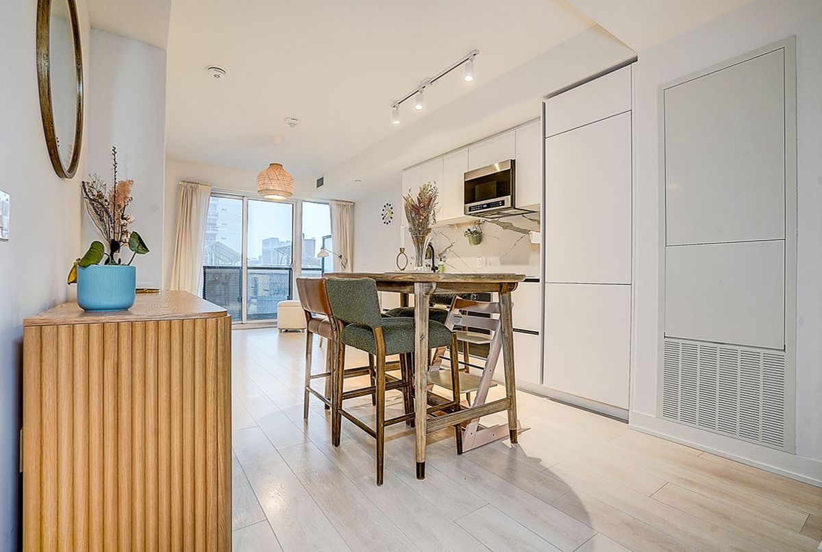 117 Broadway Avenue Toronto 117 Broadway Avenue Toronto